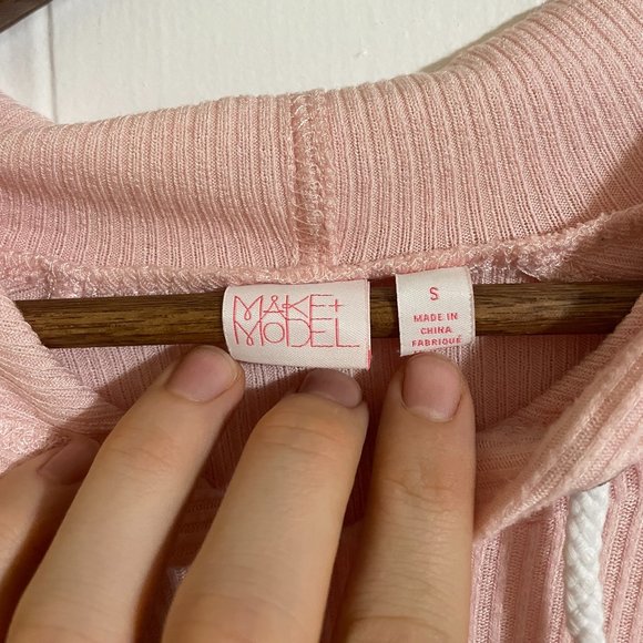 Make + Model Ribbed Pink Hoodie Sweater - Picture 3 of 4